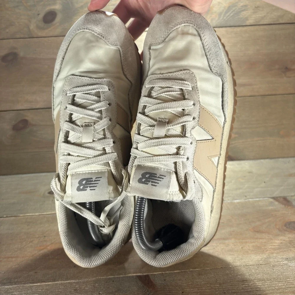 New Balance 237 Mens size 9 shoes Ivory Suede Turtledove Incense sneakers